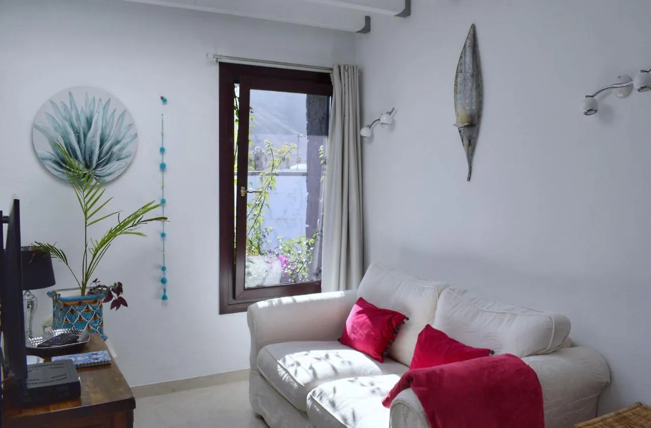Ocra Apartment Yaiza