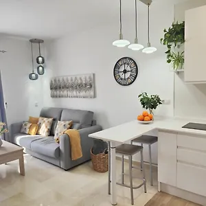 https://md-centro-malaga.hotelsinnerja.org